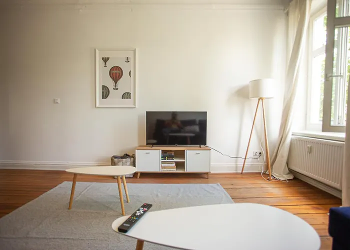 Sehr Zentral / Hell / Altbau Apartament *